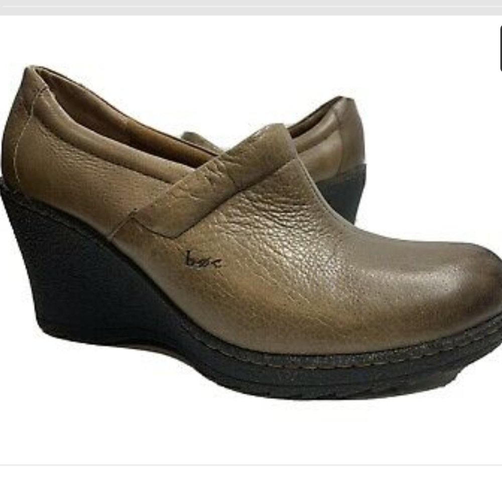 Born on Concept BOC Women's Leather Clogs Wedges Size 7 Brown Tan Taupe Shoes